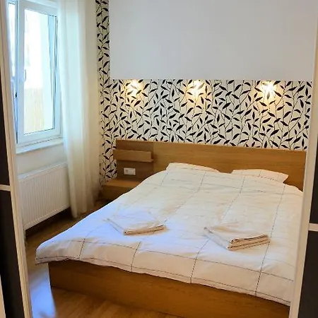 Lägenhet Starapart Apartments *