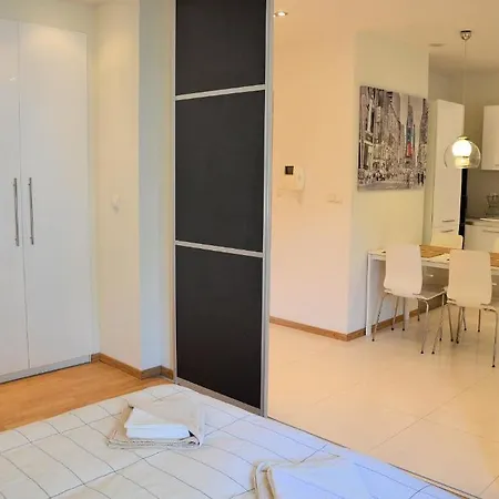 Starapart Apartments *