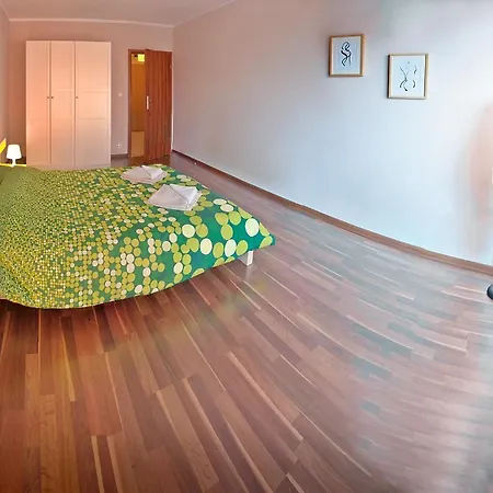Starapart Apartments
