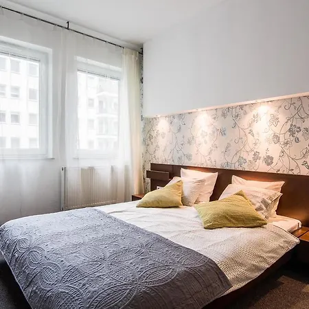 Starapart Apartments
